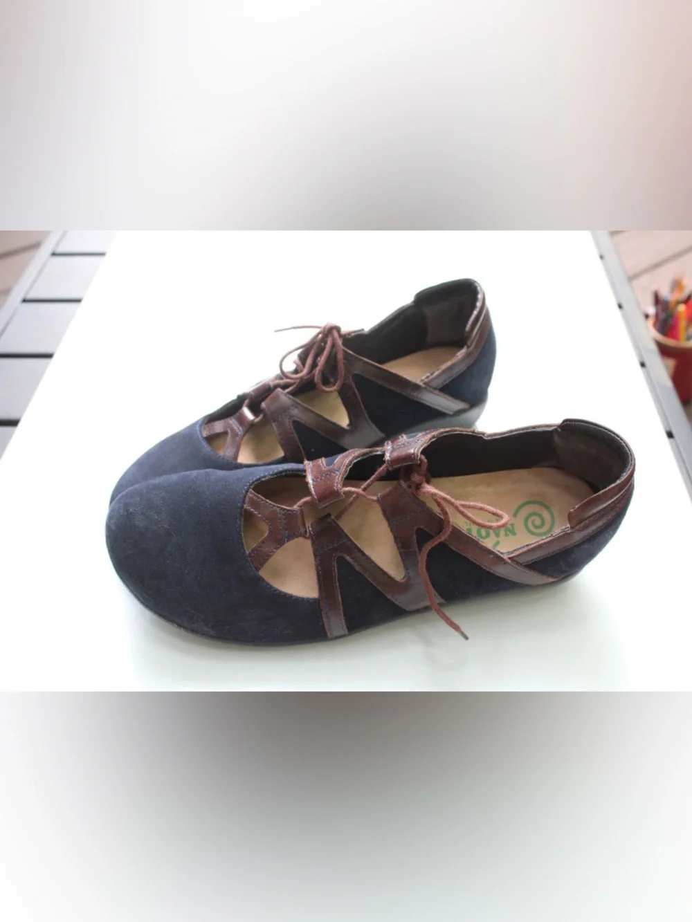 NWOT Naot  Timu laced up flats